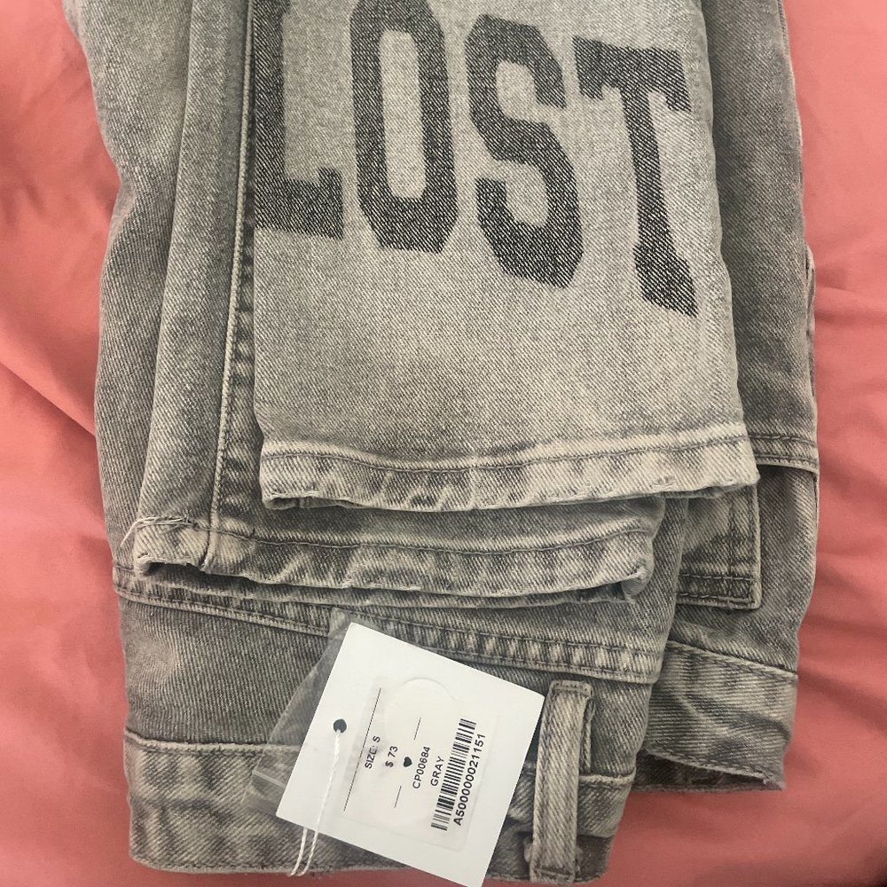 Adika small "get lost" gray jeans